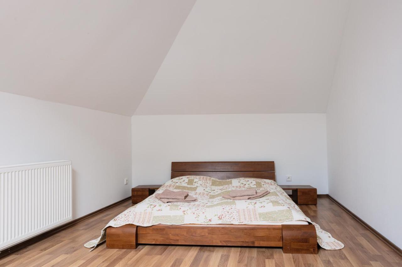 In The Historic Part Of Apartment Znojmo